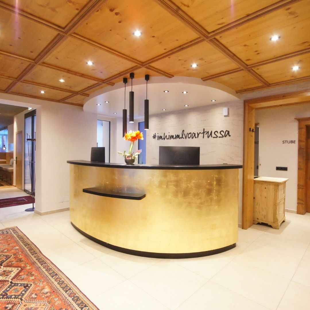 Reception area Hotel Die Arlbergerin St. Anton am Arlberg